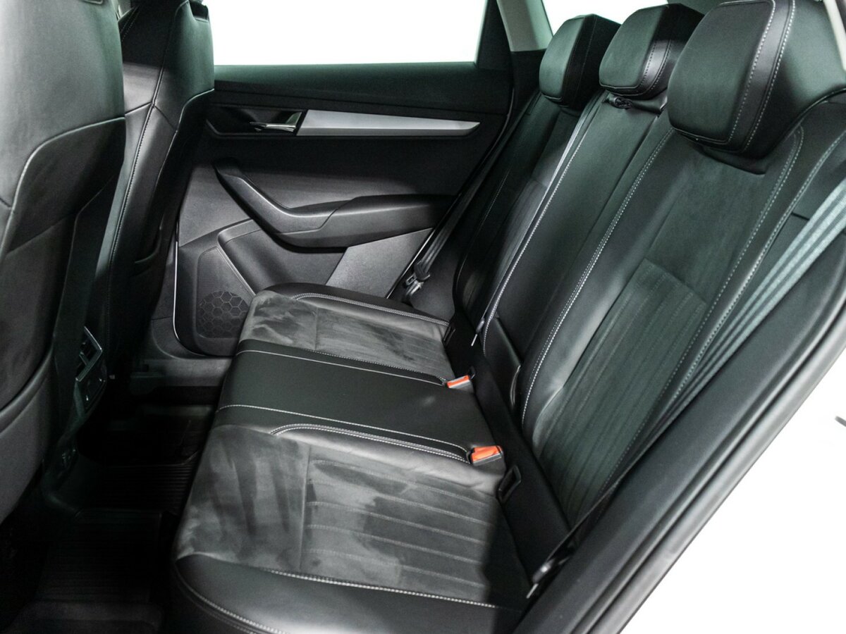 Skoda Karoq б/у, 2020, Автоматическая. Фото: #9