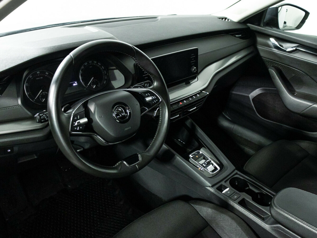 Skoda Octavia б/у, 2021, Автоматическая. Фото: #10