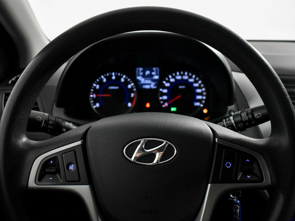 Хендай Солярис б/у, 2015, Автоматическая. Фото: #15