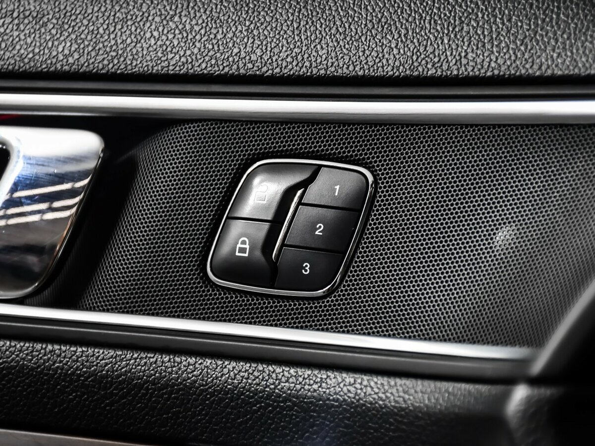 Ford Explorer б/у, 2018, Автоматическая. Фото: #18