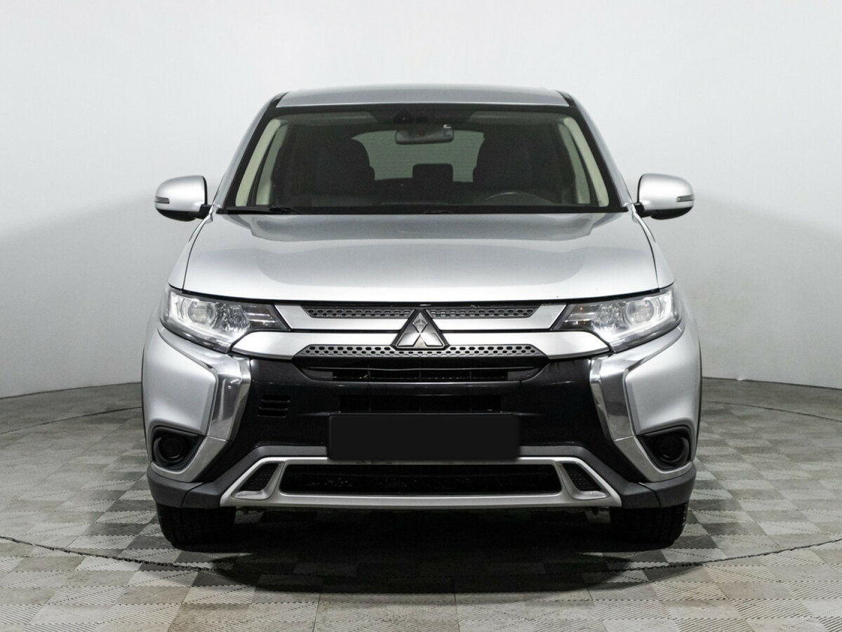 Mitsubishi Outlander б/у, 2019, Вариатор. Фото: #1