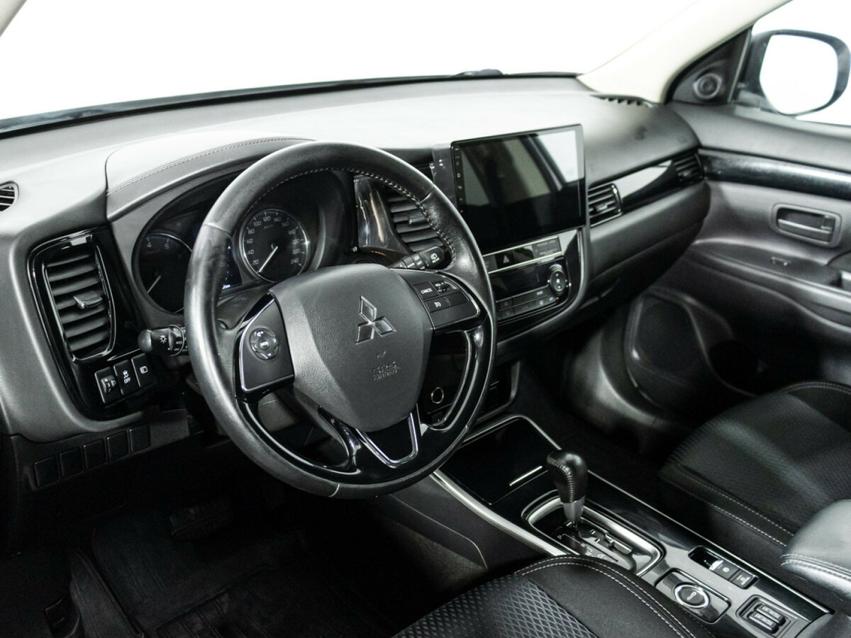 Mitsubishi Outlander б/у, 2019, Вариатор. Фото: #10