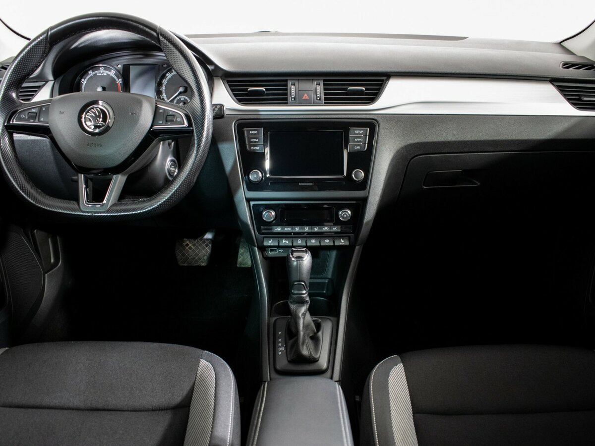 Skoda Rapid б/у, 2019, Роботизированная. Фото: #8