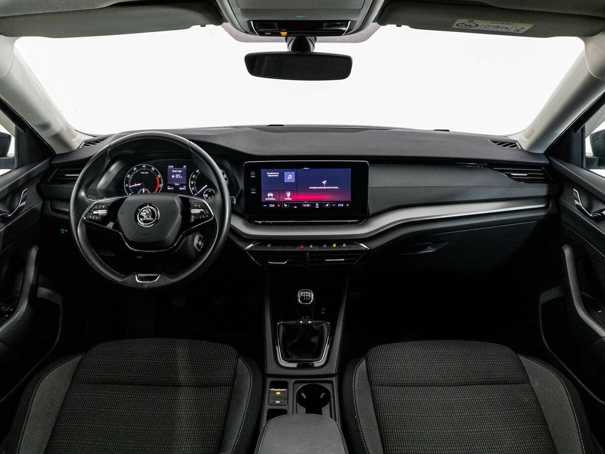 Skoda Octavia б/у, 2021, Механическая. Фото: #7