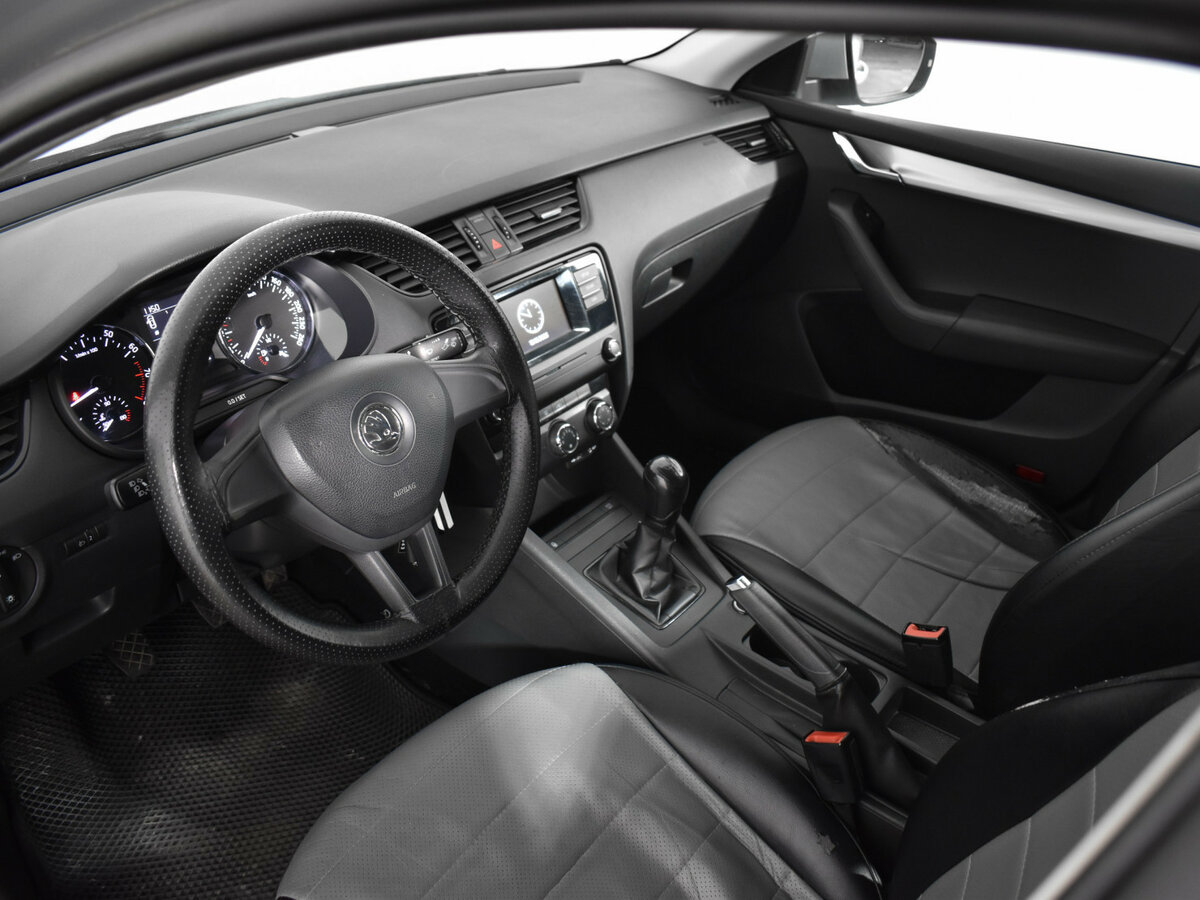 Skoda Octavia б/у, 2015, Механическая. Фото: #7