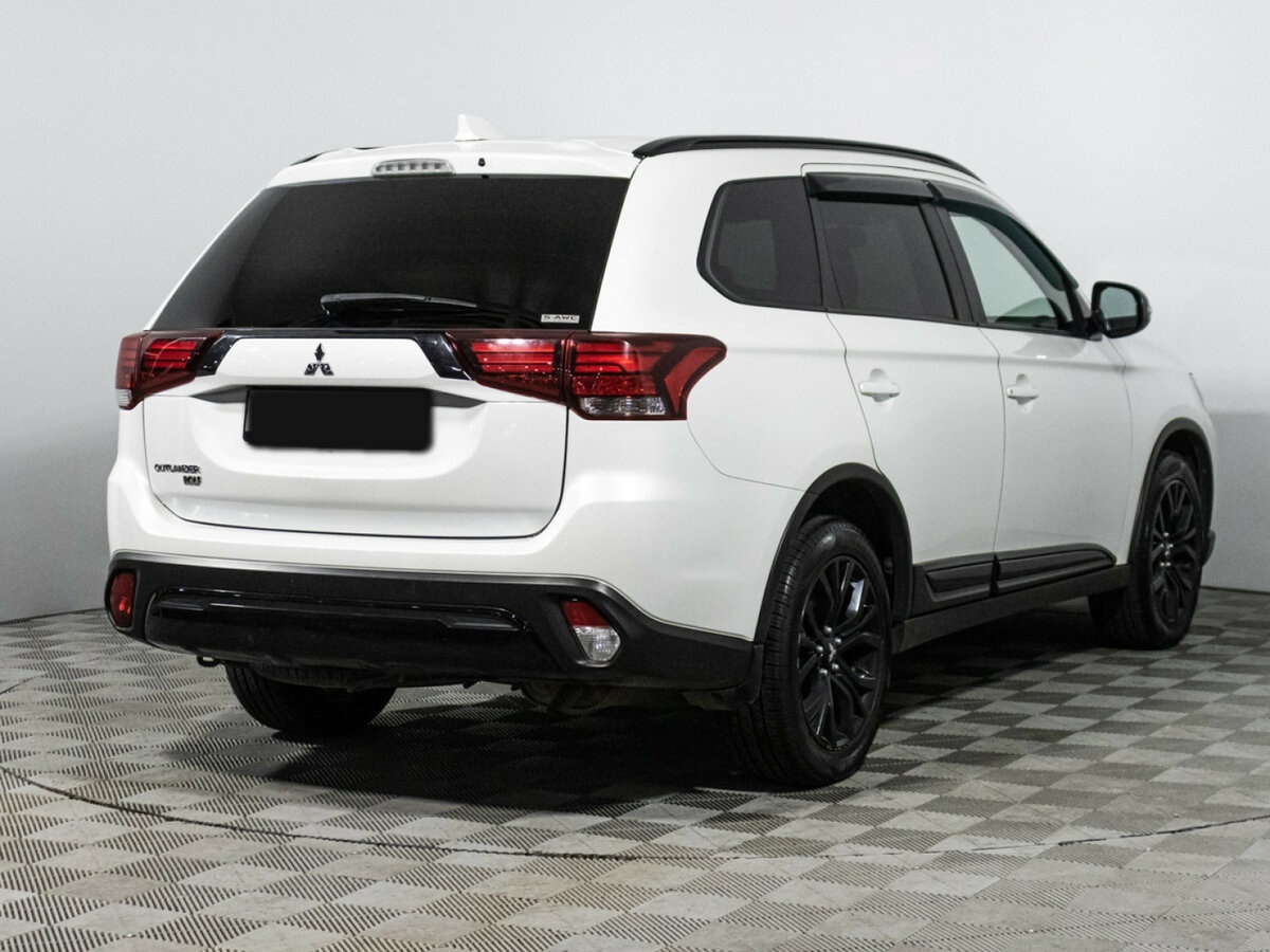 Mitsubishi Outlander б/у, 2021, Вариатор. Фото: #4