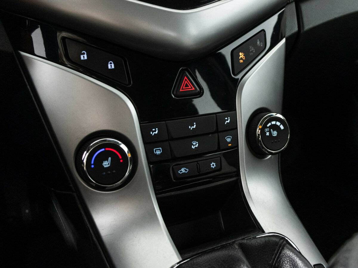 Chevrolet Cruze б/у, 2012, Механическая. Фото: #14