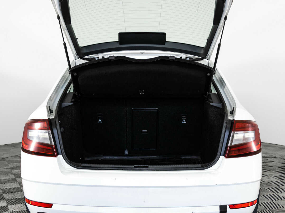 Skoda Octavia б/у, 2017, Роботизированная. Фото: #13