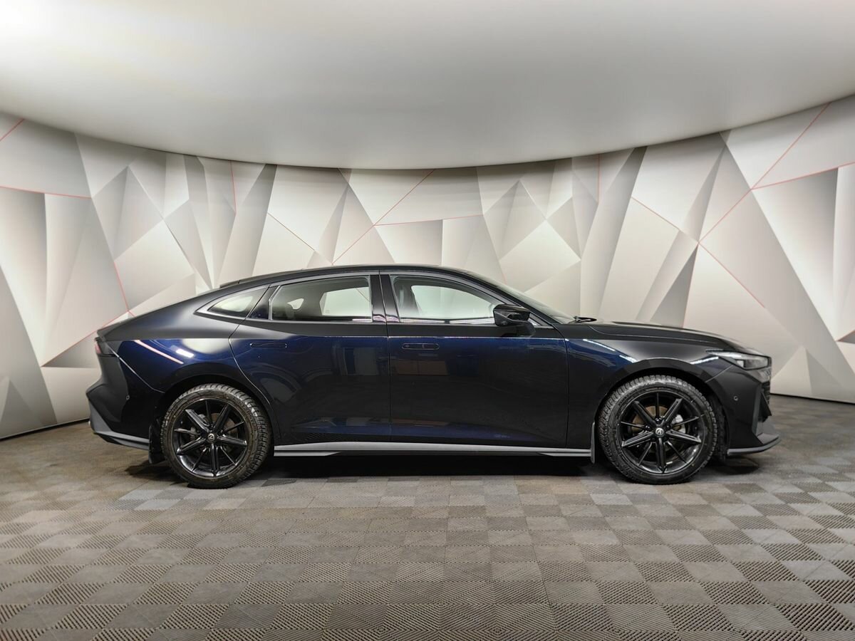 Чанган УНИ-В б/у, 2023, Роботизированная. Фото: #5