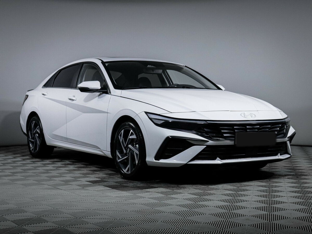 Хендай Елантра б/у, 2024, Вариатор. Фото: #2