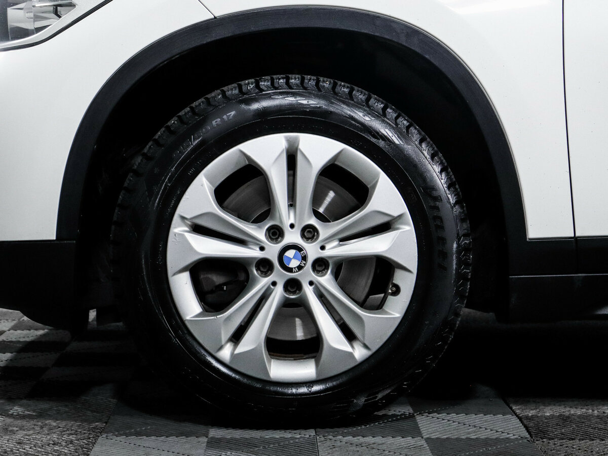 БМВ Икс1 б/у, 2016, Автоматическая. Фото: #14