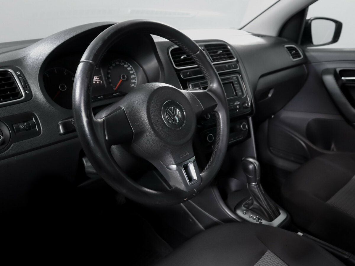 Volkswagen Polo б/у, 2014, Автоматическая. Фото: #10