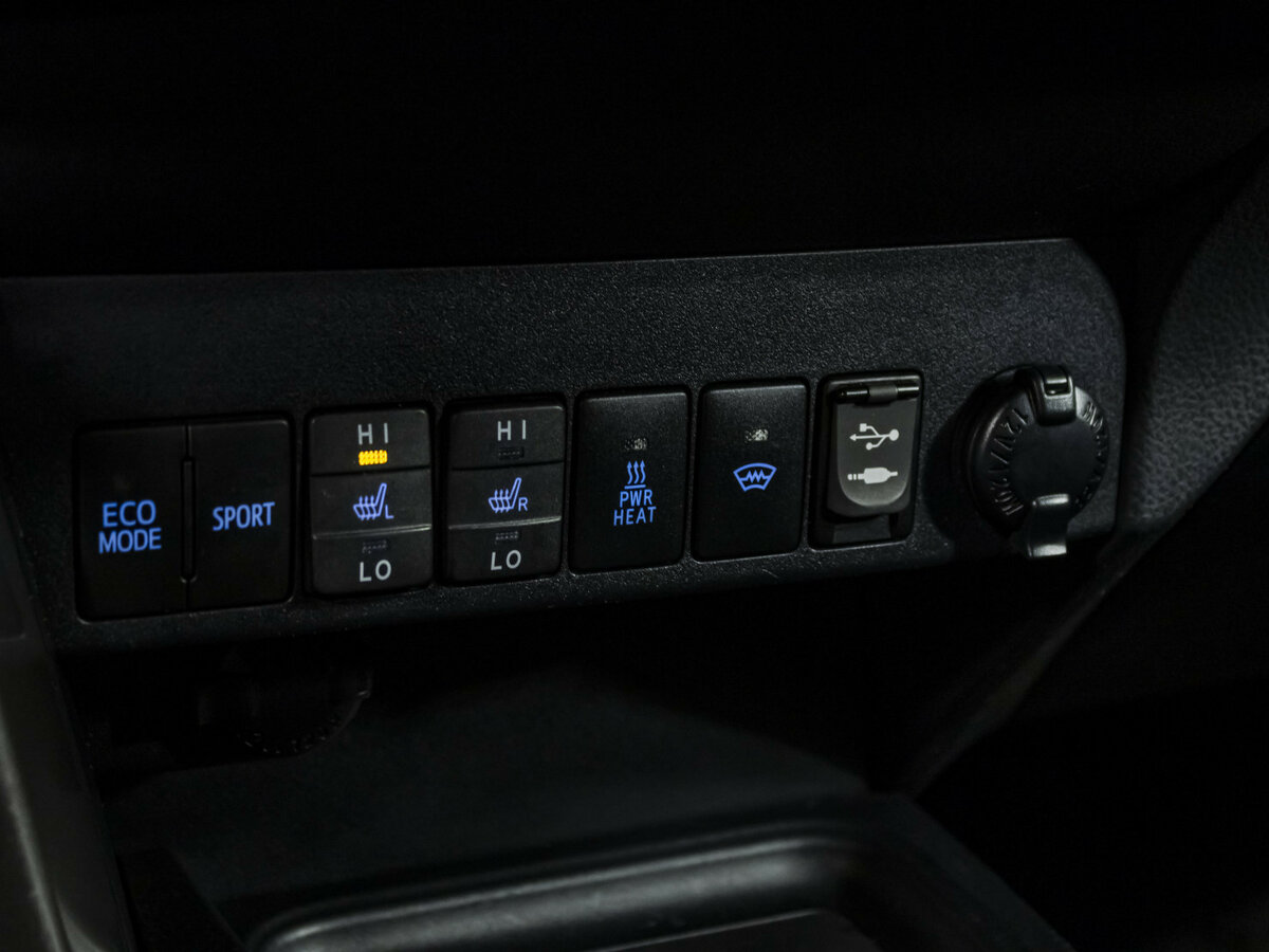 Toyota RAV4 б/у, 2017, Автоматическая. Фото: #14