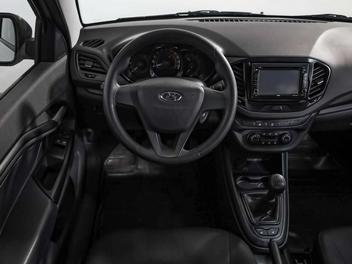 Lada (ВАЗ) Vesta б/у, 2018, Механическая. Фото: #8