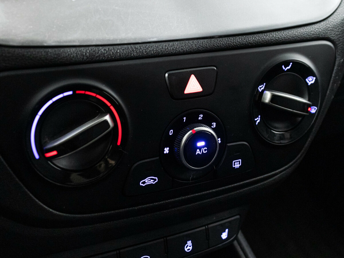 Hyundai Solaris б/у, 2018, Автоматическая. Фото: #16