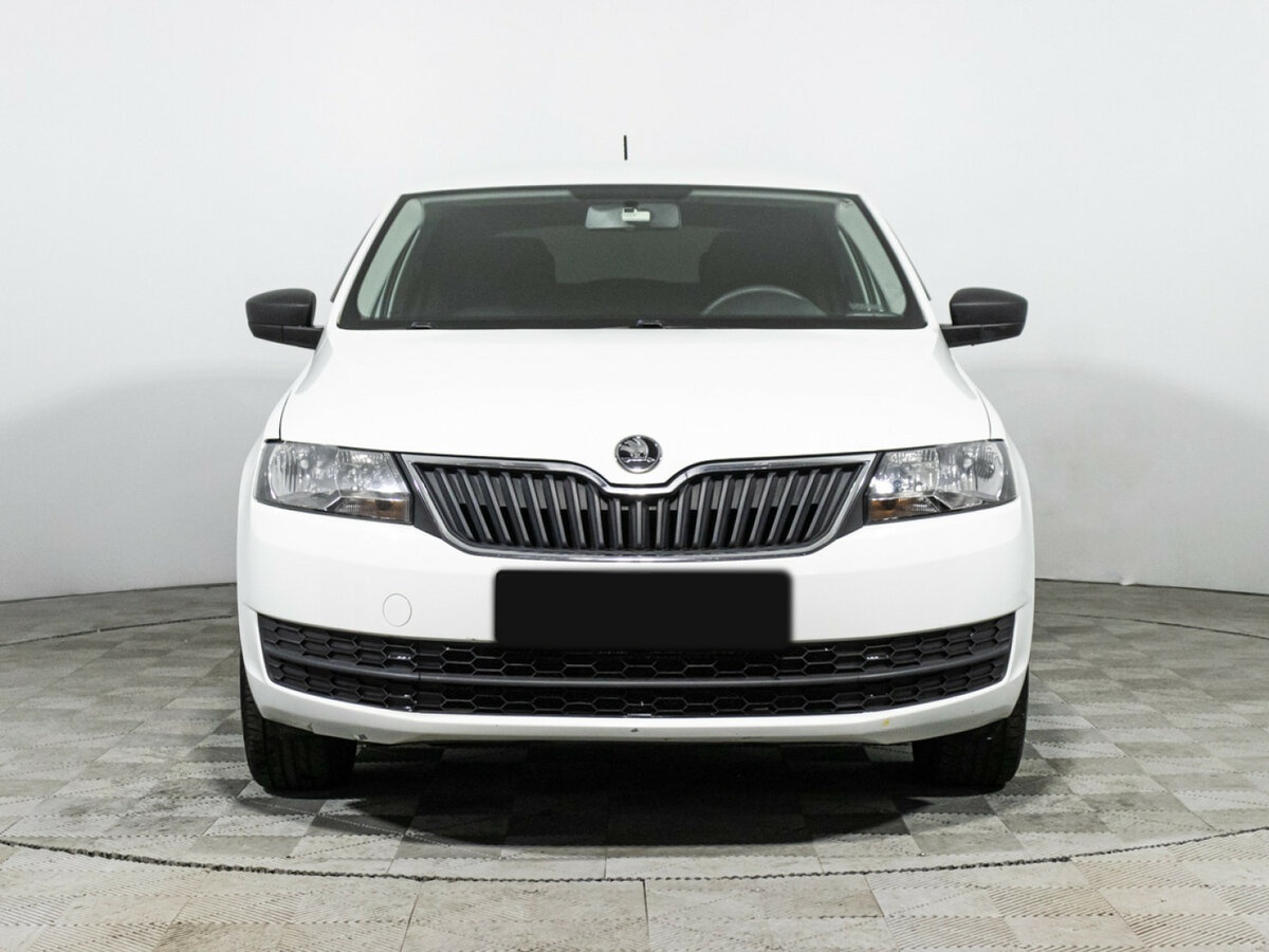 Skoda Rapid б/у, 2015, Автоматическая. Фото: #1
