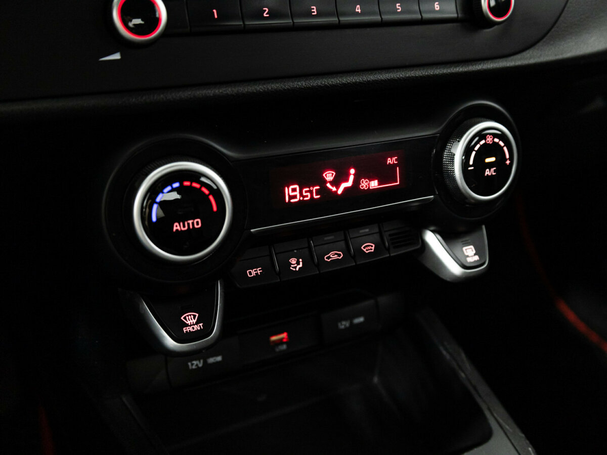 Kia Rio б/у, 2020, Автоматическая. Фото: #14