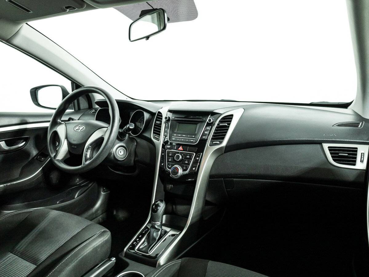 Hyundai i30 б/у, 2015, Автоматическая. Фото: #8