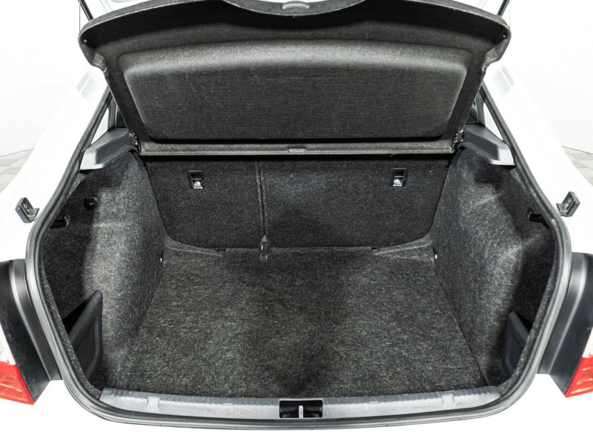 Skoda Rapid б/у, 2016, Роботизированная. Фото: #15