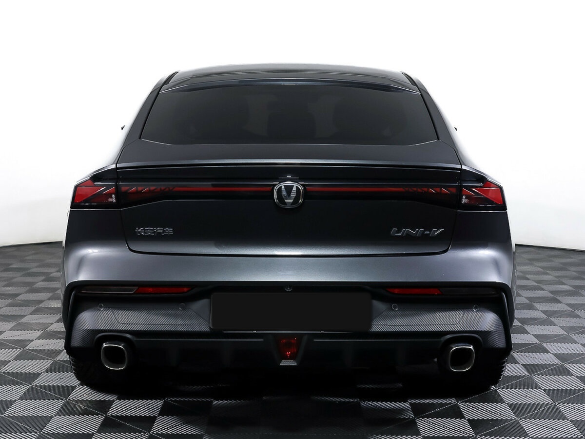 Чанган УНИ-В б/у, 2023, Роботизированная. Фото: #5