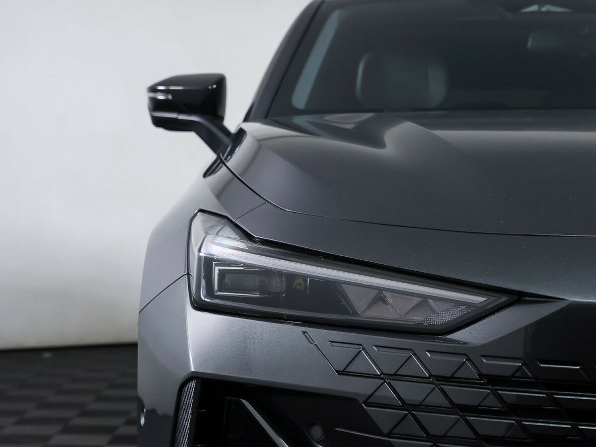 Чанган УНИ-В б/у, 2023, Роботизированная. Фото: #23