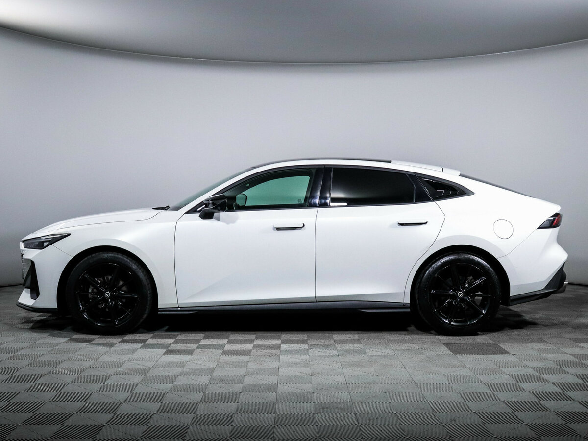 Changan UNI-V б/у, 2022, Роботизированная. Фото: #7