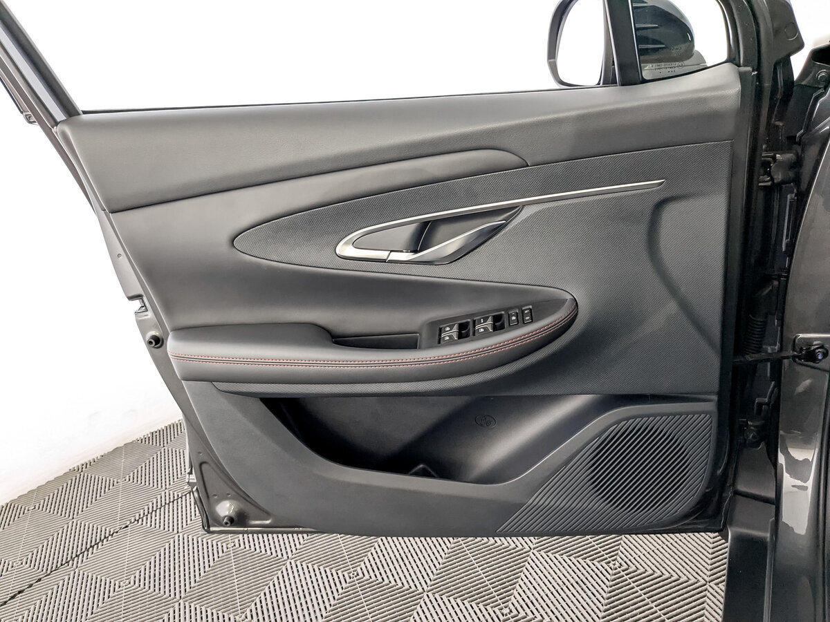 Чанган УНИ-Т б/у, 2023, Роботизированная. Фото: #18