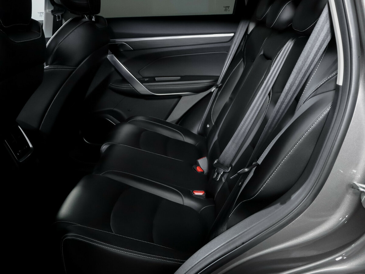 Джили Атлас Про б/у, 2023, Роботизированная. Фото: #9