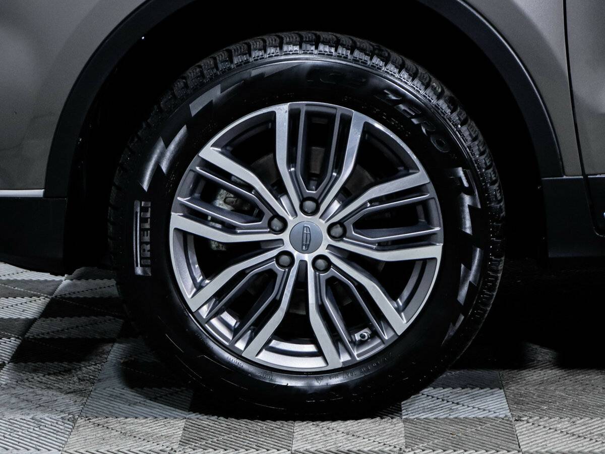 Джили Атлас Про б/у, 2023, Роботизированная. Фото: #14