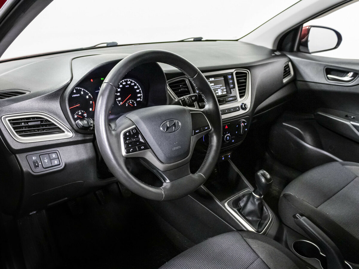 Hyundai Solaris б/у, 2021, Механическая. Фото: #10