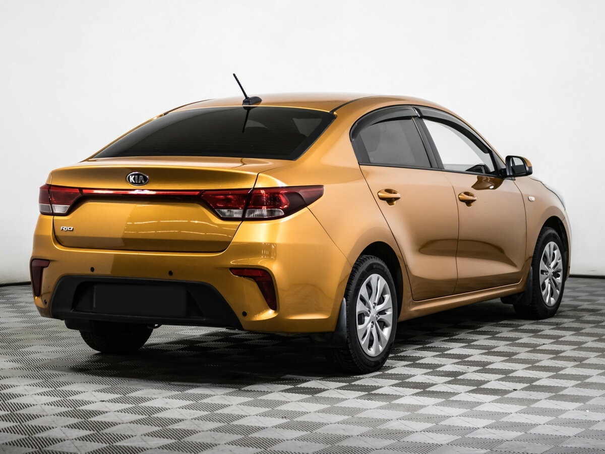 Kia Rio б/у, 2017, Автоматическая. Фото: #4