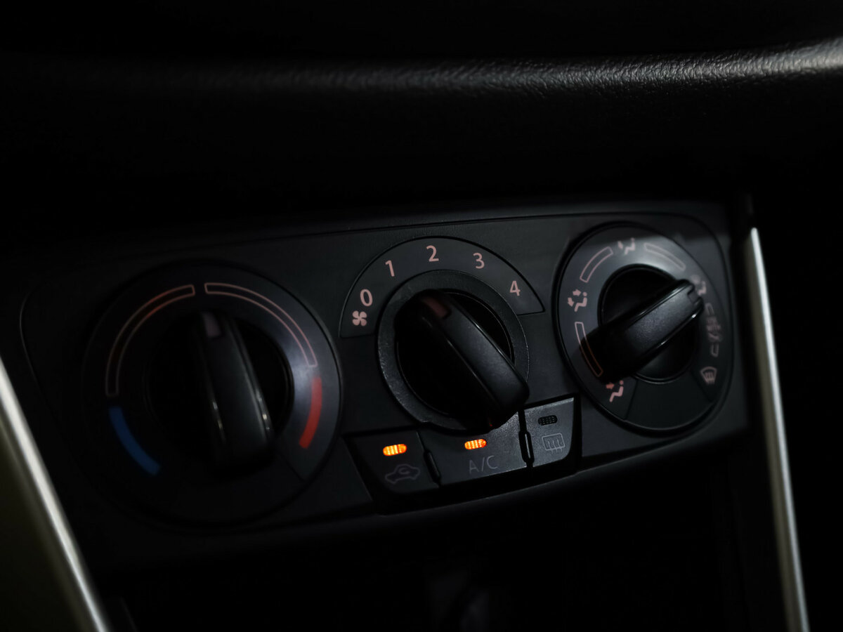 Suzuki SX4 б/у, 2017, Механическая. Фото: #14