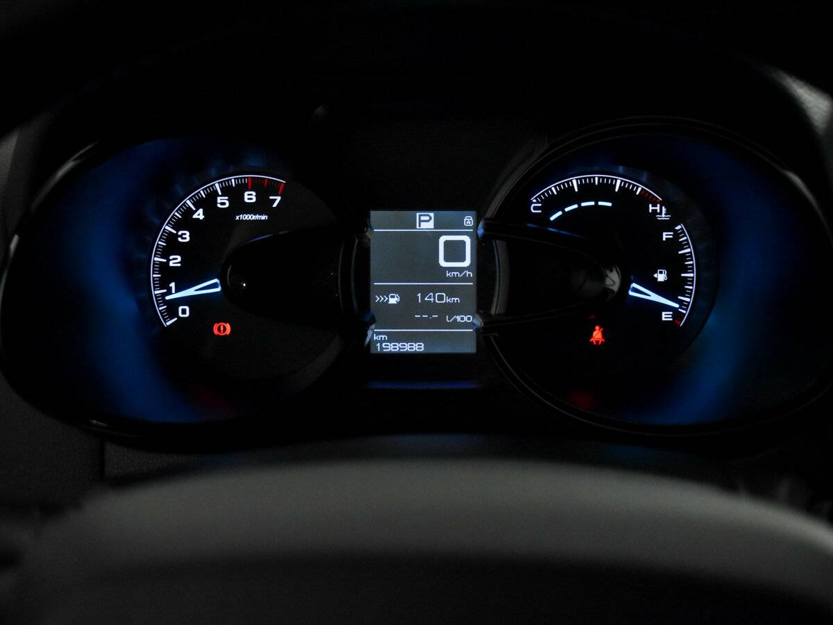 Dongfeng AX7 б/у, 2017, Автоматическая. Фото: #16