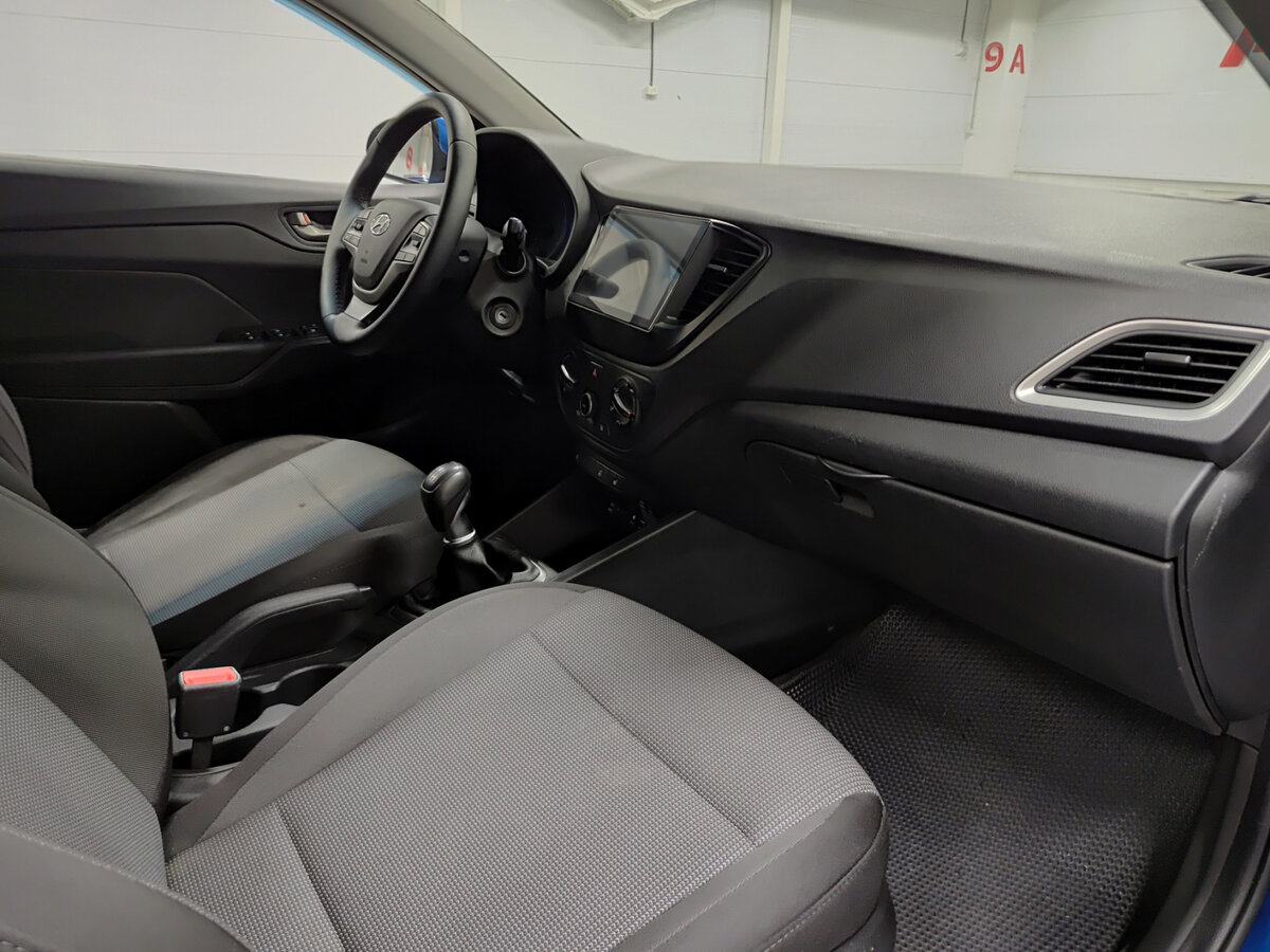 Hyundai Solaris б/у, 2017, Механическая. Фото: #10