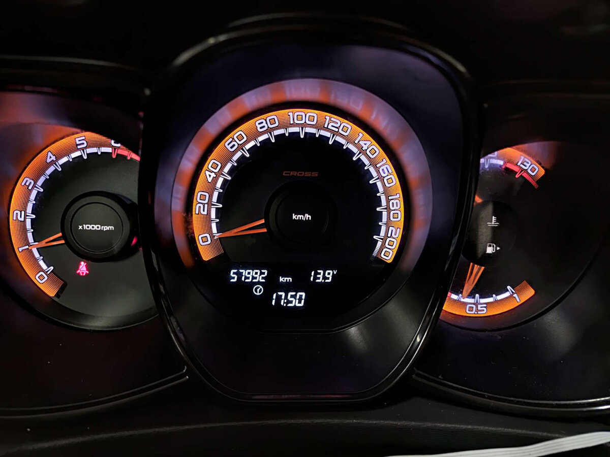 Лада (ВАЗ) Веста б/у, 2019, Механическая. Фото: #11