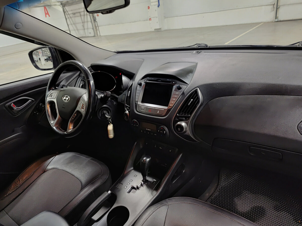 Hyundai ix35 б/у, 2015, Автоматическая. Фото: #10