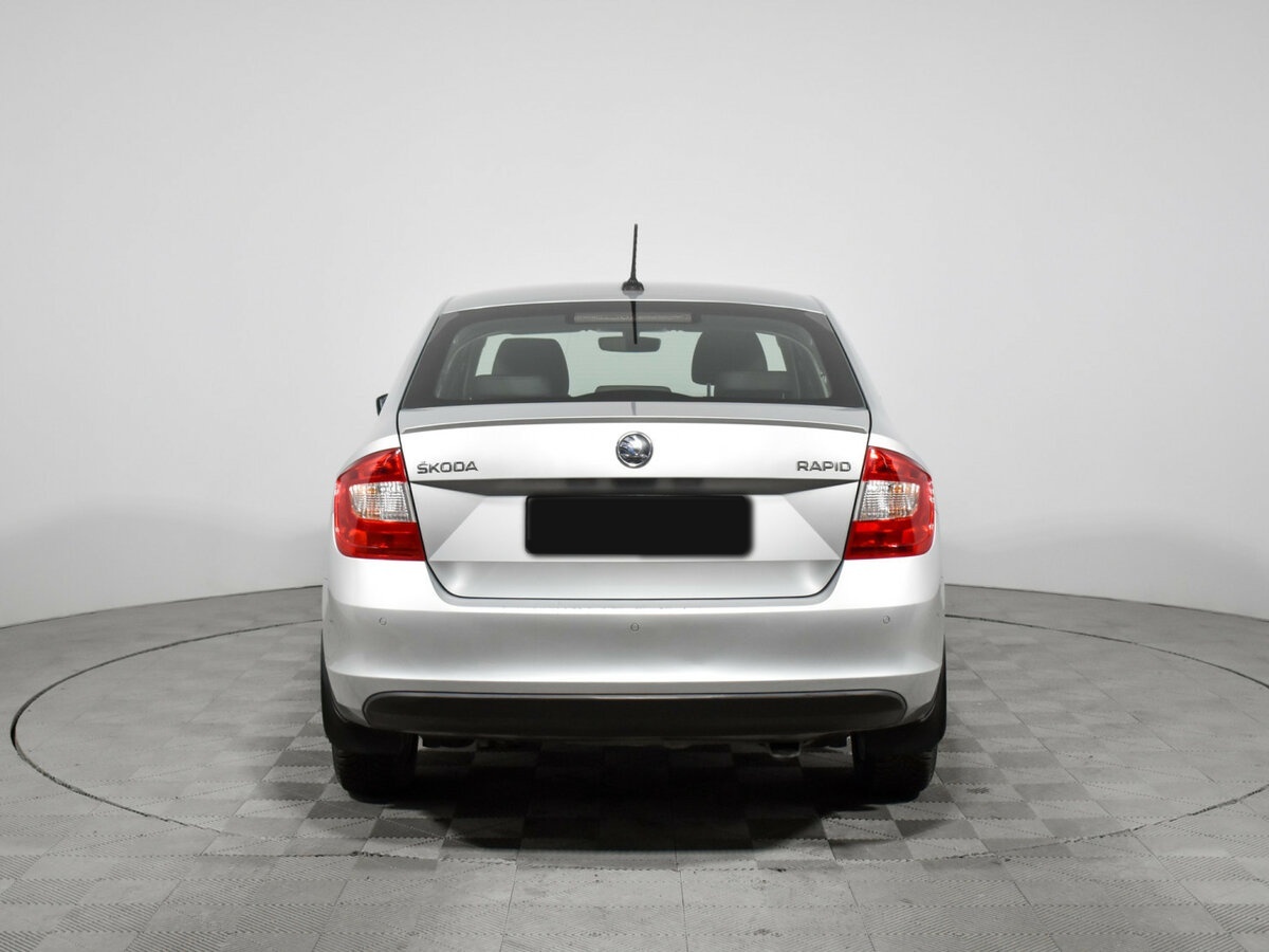 Skoda Rapid б/у, 2017, Роботизированная. Фото: #5