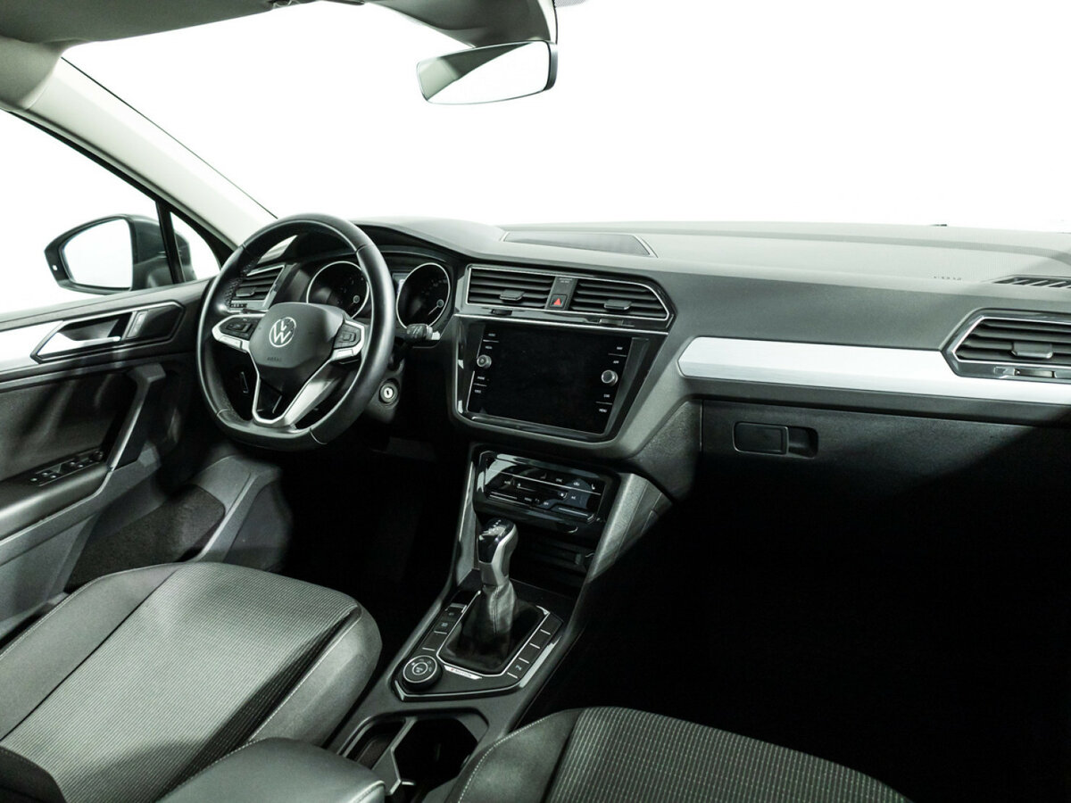 Volkswagen Tiguan б/у, 2022, Роботизированная. Фото: #8