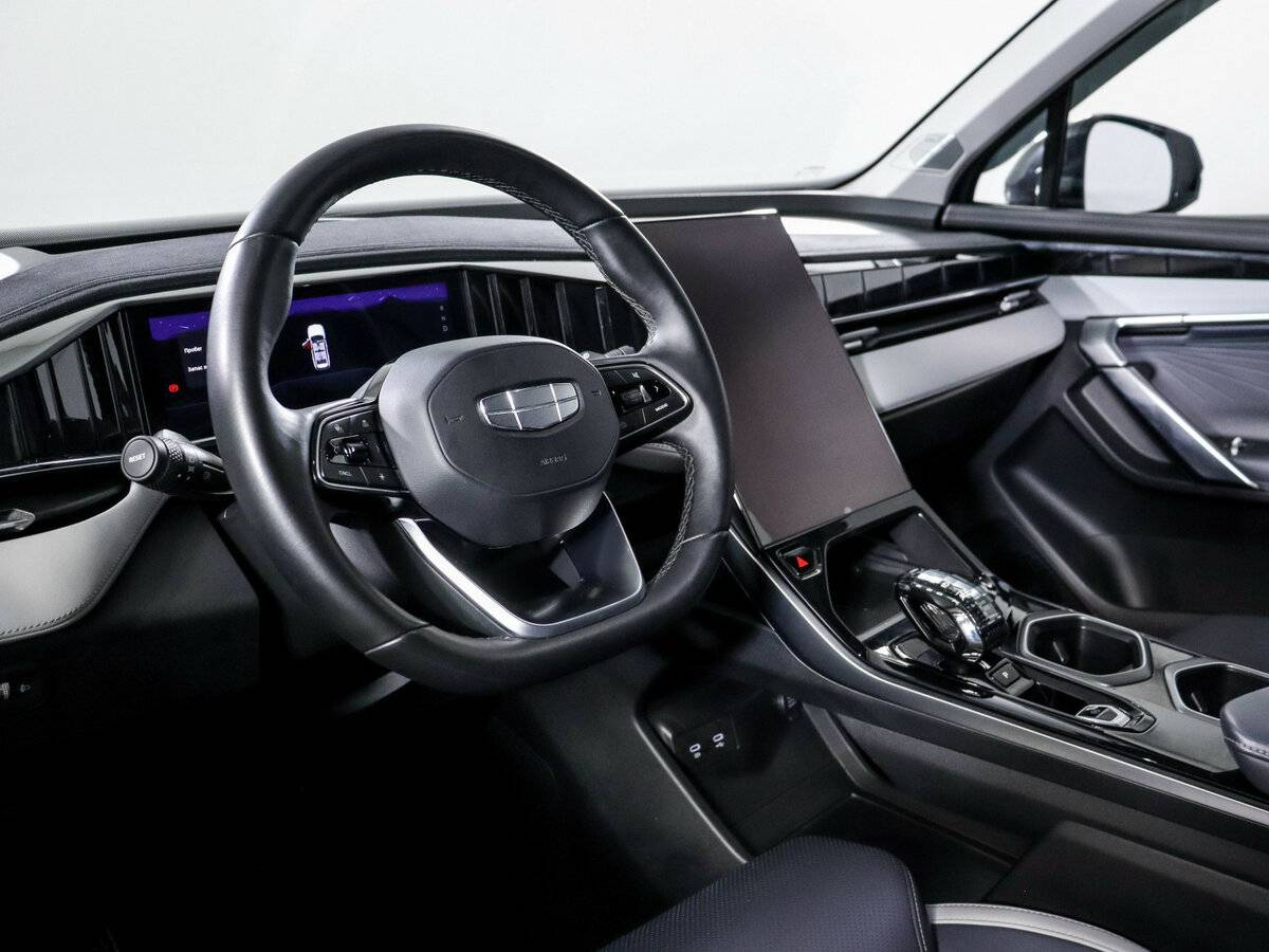 Geely Atlas б/у, 2023, Роботизированная. Фото: #13