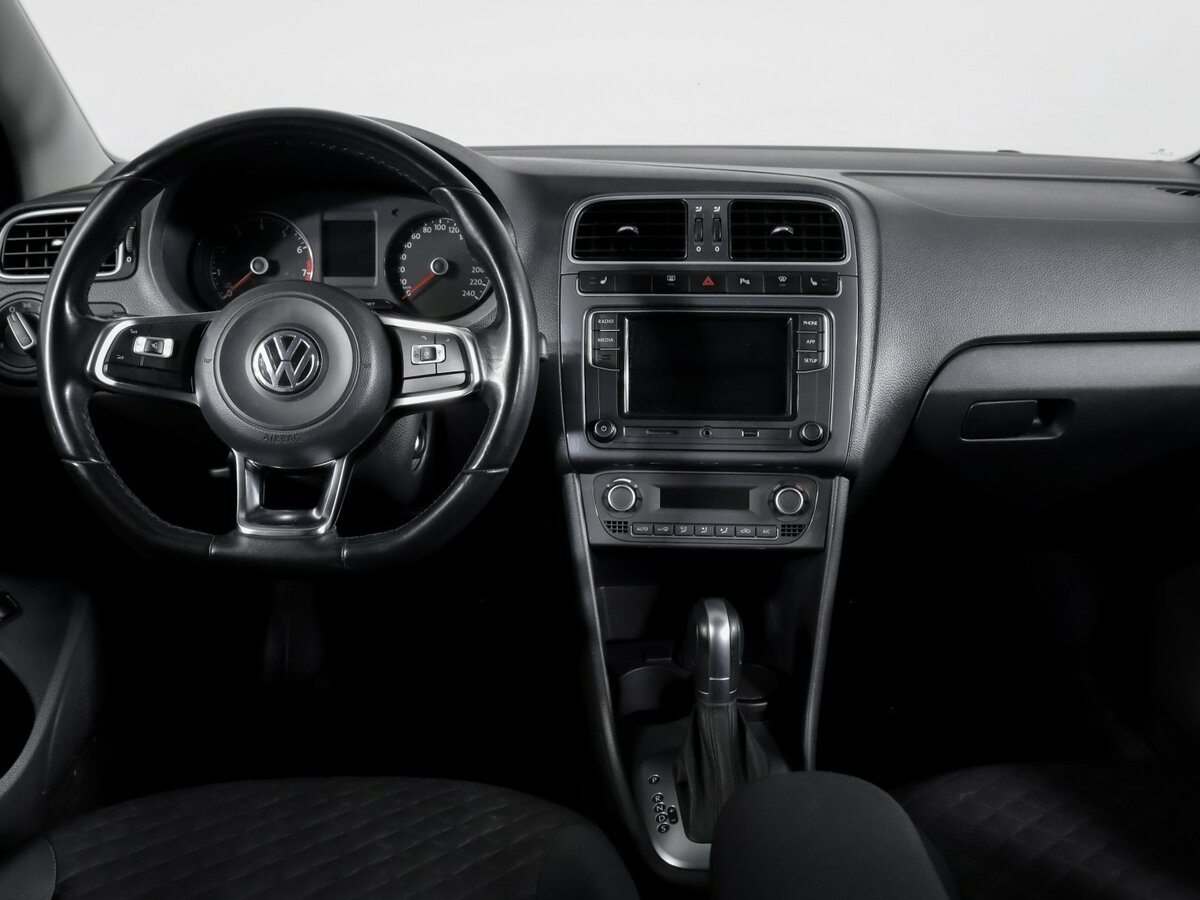 Volkswagen Polo б/у, 2019, Автоматическая. Фото: #9