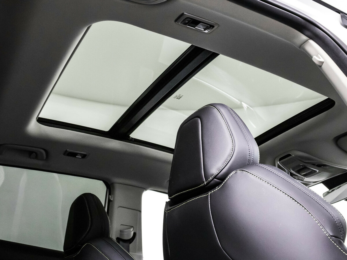 Geely Coolray б/у, 2023, Роботизированная. Фото: #18