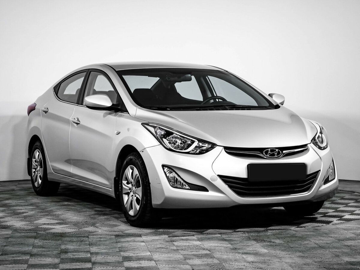 Hyundai Elantra б/у, 2015, Механическая. Фото: #2