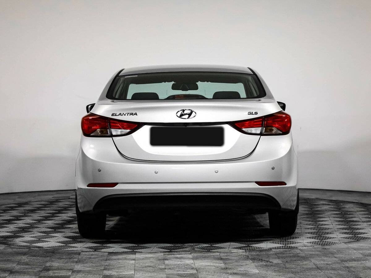 Hyundai Elantra б/у, 2015, Механическая. Фото: #4