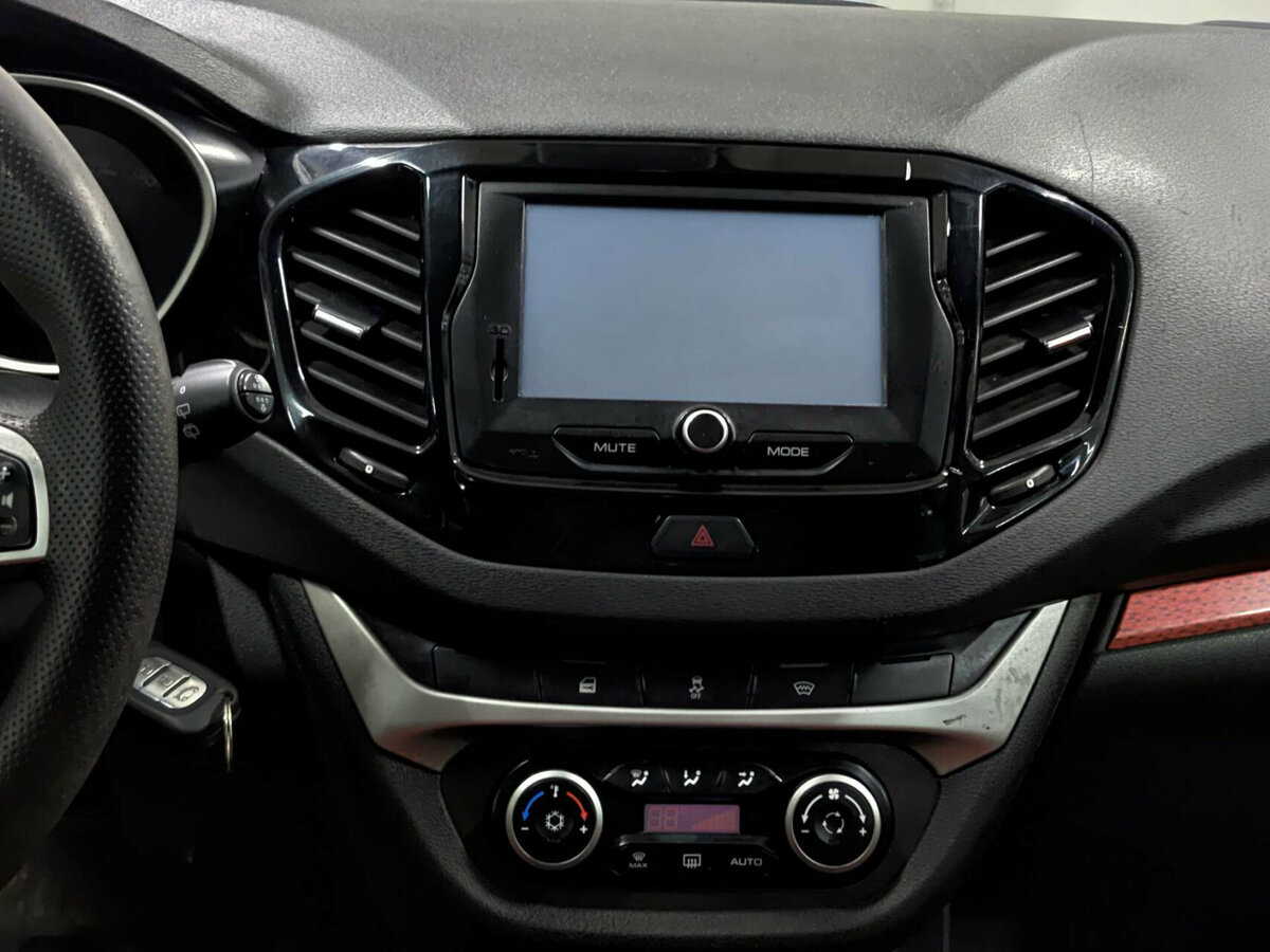 Lada (ВАЗ) Vesta б/у, 2018, Роботизированная. Фото: #14