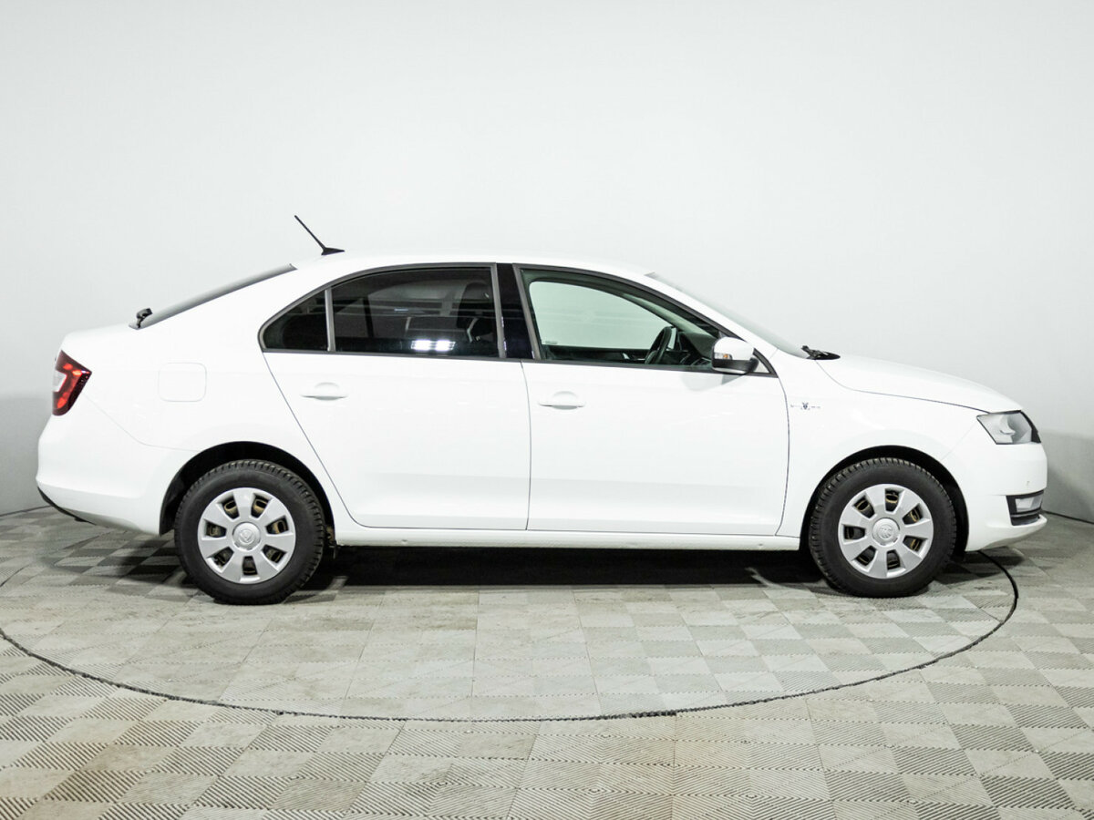 Skoda Rapid б/у, 2018, Механическая. Фото: #3