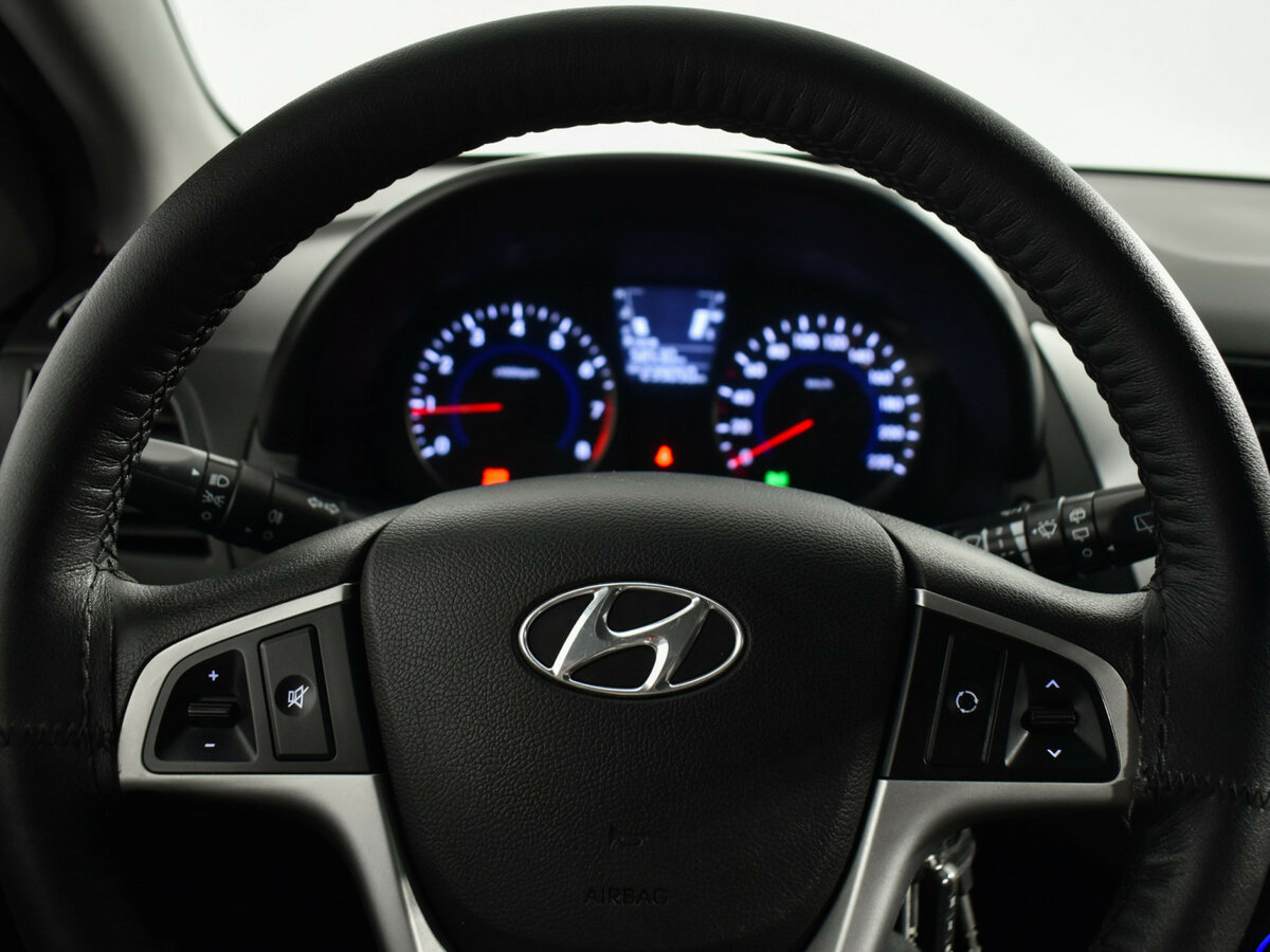 Hyundai Solaris б/у, 2014, Механическая. Фото: #13