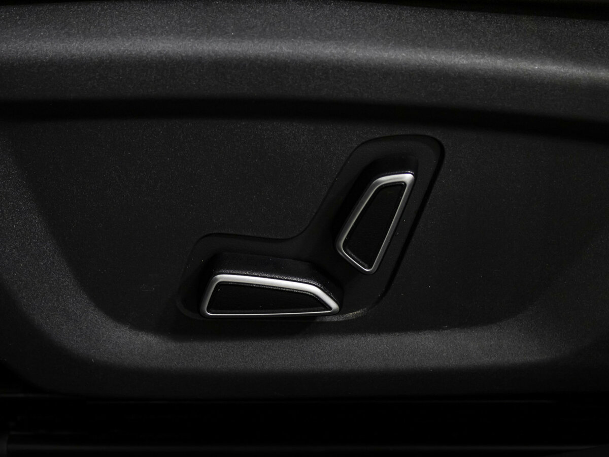 Changan UNI-V б/у, 2023, Роботизированная. Фото: #16