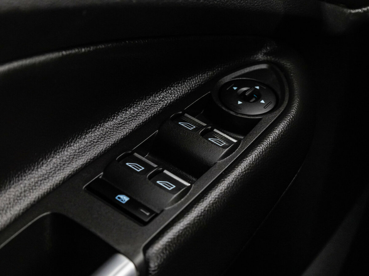 Ford Kuga б/у, 2017, Автоматическая. Фото: #11