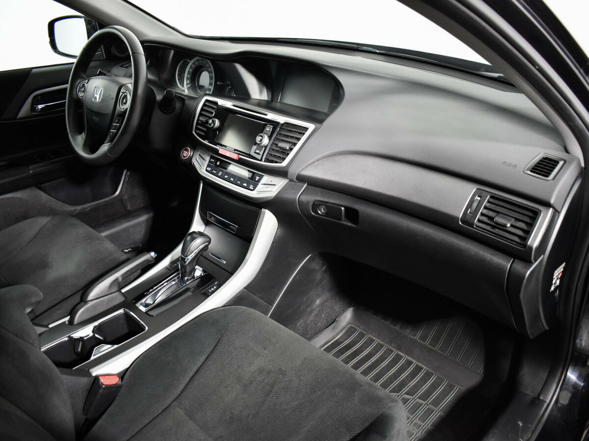Honda Accord б/у, 2013, Автоматическая. Фото: #10