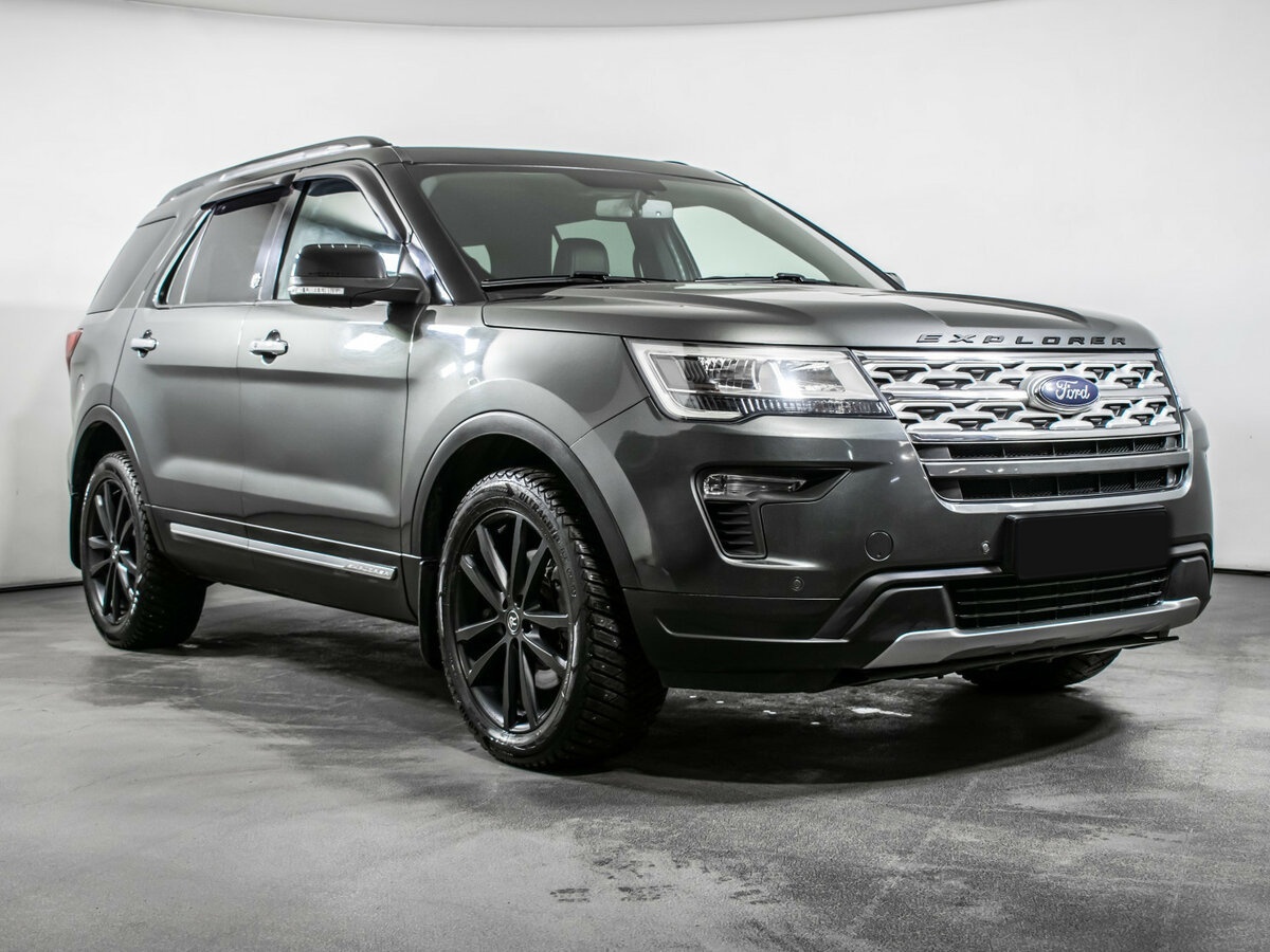 Ford Explorer б/у, 2018, Автоматическая. Фото: #2